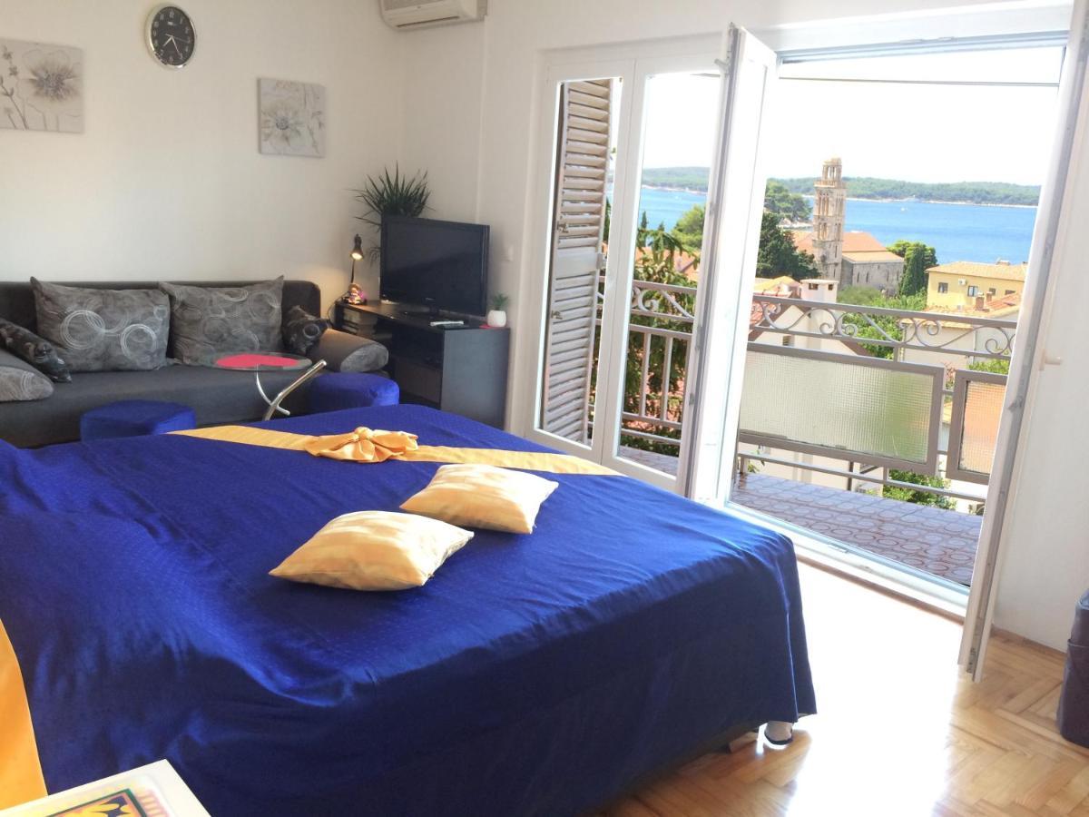 Apartment Elena 40 M2 With Beautiful Wide Sea Views 3 Stars Hvar Town Exterior foto